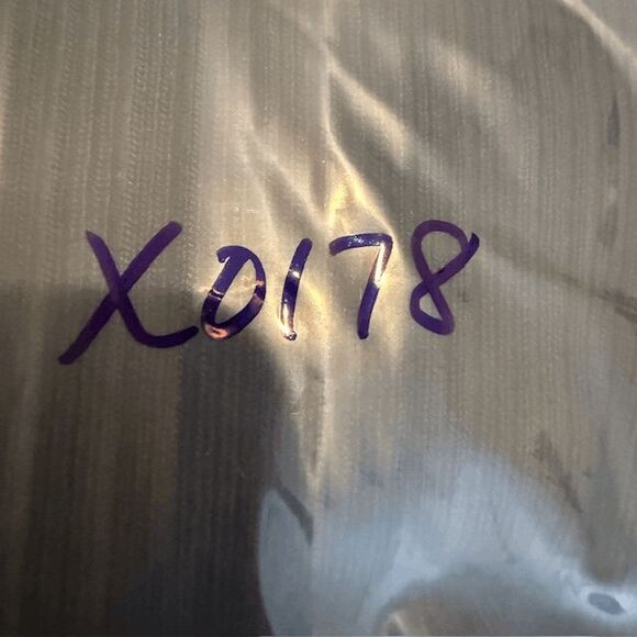 REISS Mae Slim Fit Ribbed Cardigan Top Black V-Neck Gold Buttons Size Medium - Picture 10 of 10